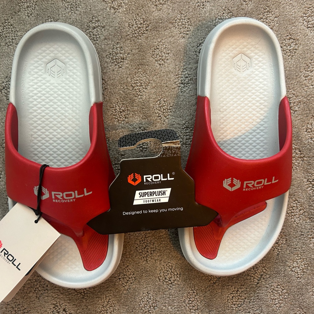 NWT Roll Recovery Superplush Slides W9-9.5 Cherry Red